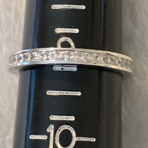 Size 9 silver tone eternity ring cz